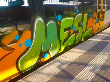 Graffiti Train - Photo by DOHE - mesl, taric, oasis (2015)