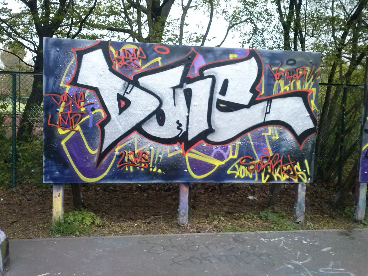 Graffiti Wall - Photo by DONE - DONE, UMP, BRS (2014)