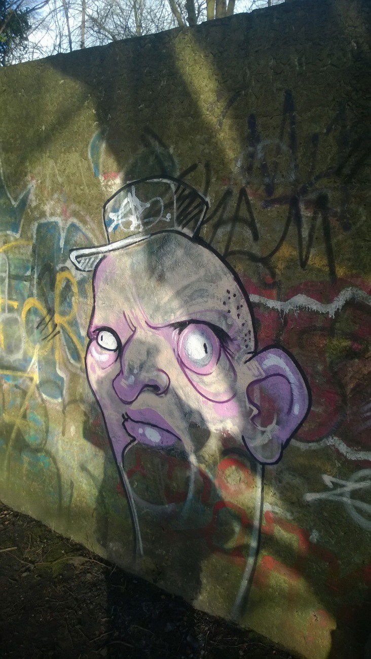 Graffiti Wall - Photo by DOODLESNDRIPS