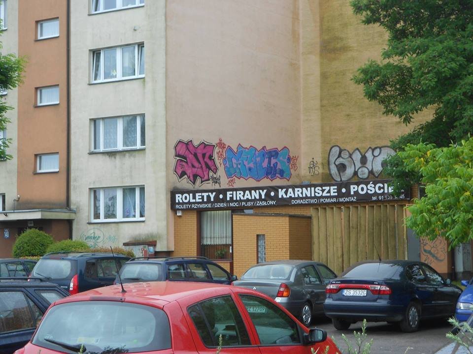 Graffiti Photo by DOVE1