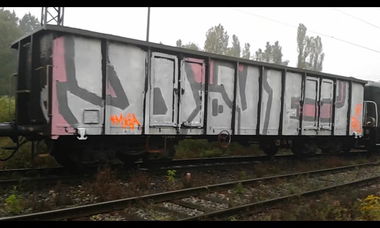 Graffiti Train - Photo by DOVE1