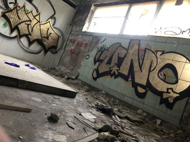 Graffiti Wall - Photo by DOVES1