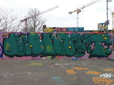 Graffiti Photo by DRCOOPER - biernot (2017)