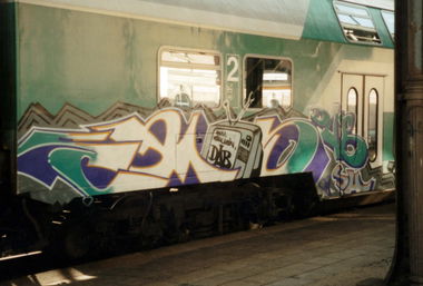 Graffiti Train - Photo by DRESDEN - Eros