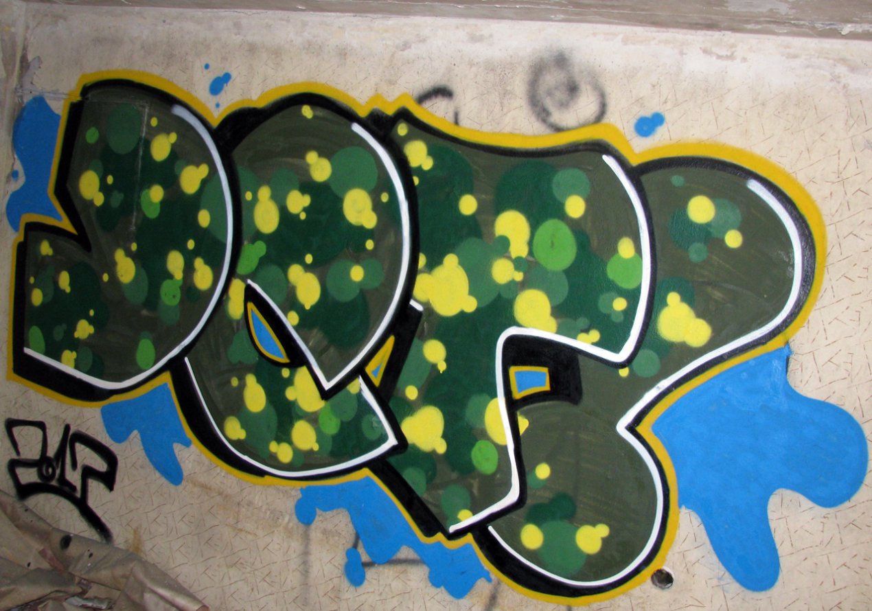 Graffiti Wall - Photo by DTR1 - Latvia, Det (2012)
