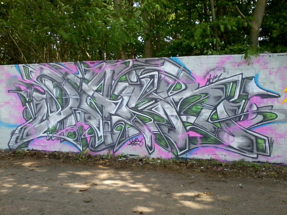 Graffiti Wall - Photo by DaiaR - daiar, dair, swbf (2013)