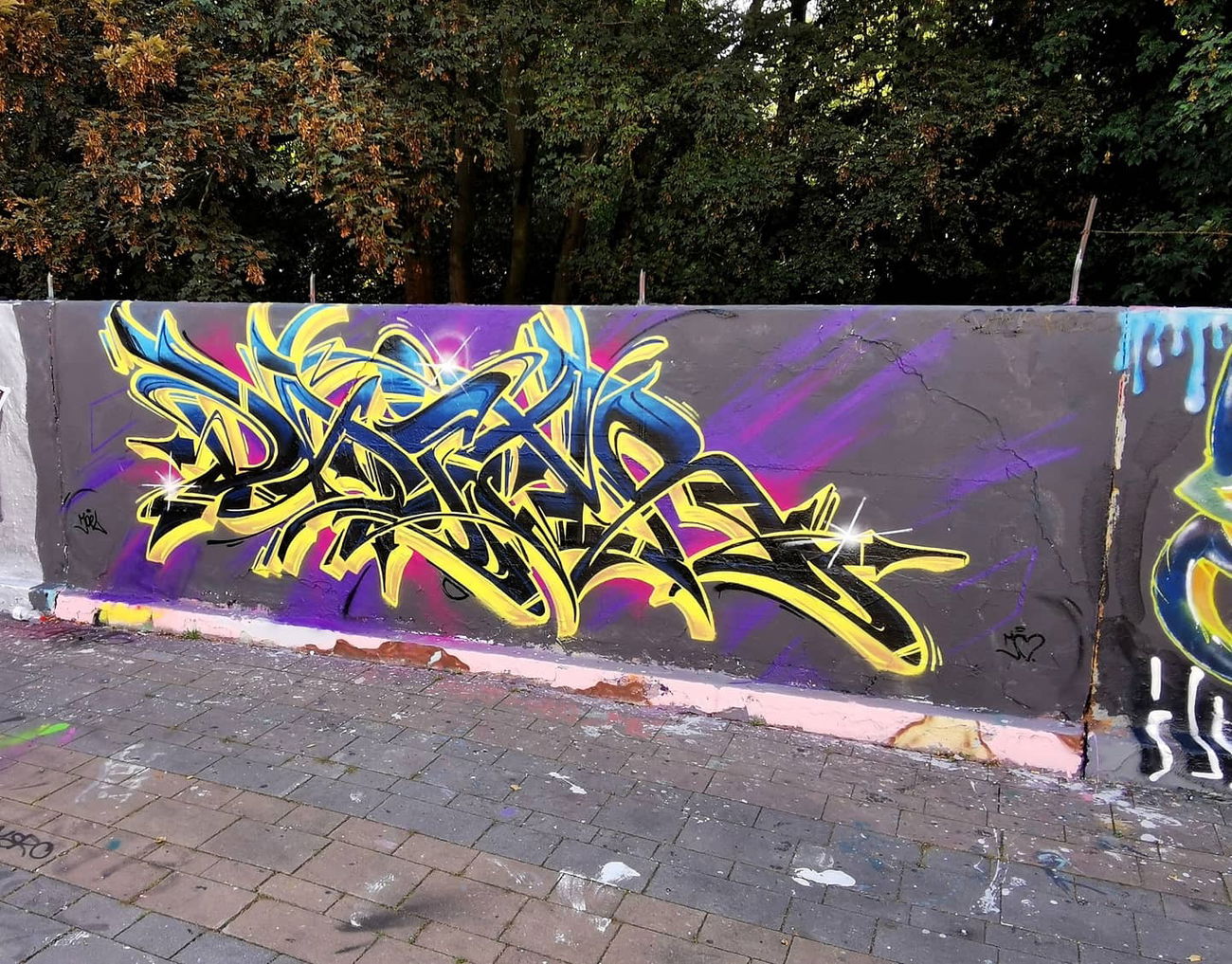 Graffiti Wall - Photo by DaiaR - daiar, dropthatshit, ruhrgebiet (2020)