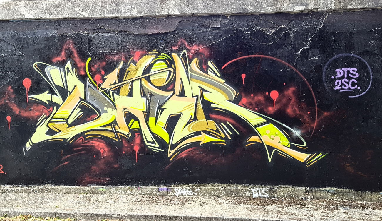 Graffiti Wall - Photo by DaiaR - daiar, dts, 2sc (2018)