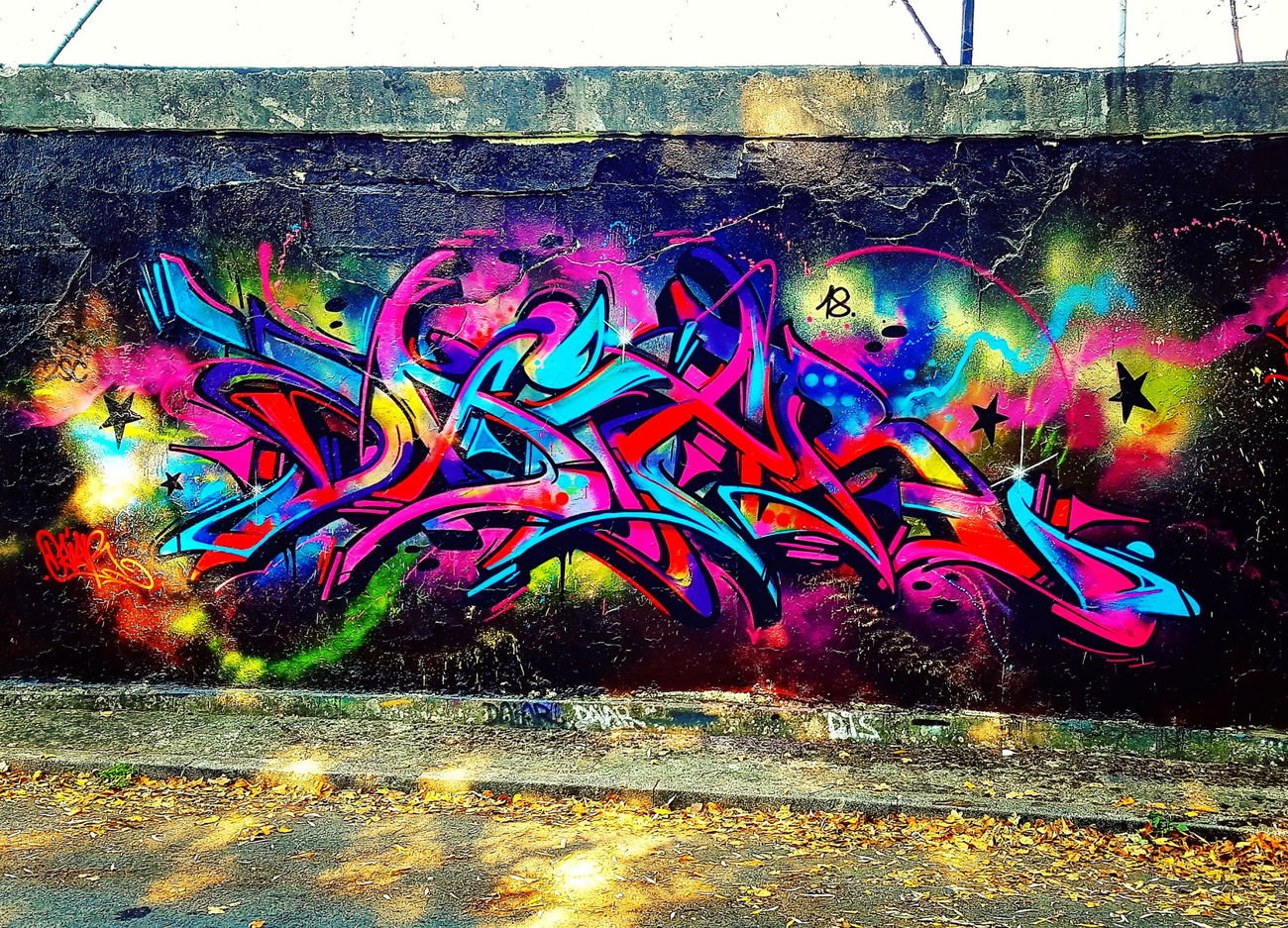 Graffiti Wall - Photo by DaiaR - daiar, dts, 2sc (2018)