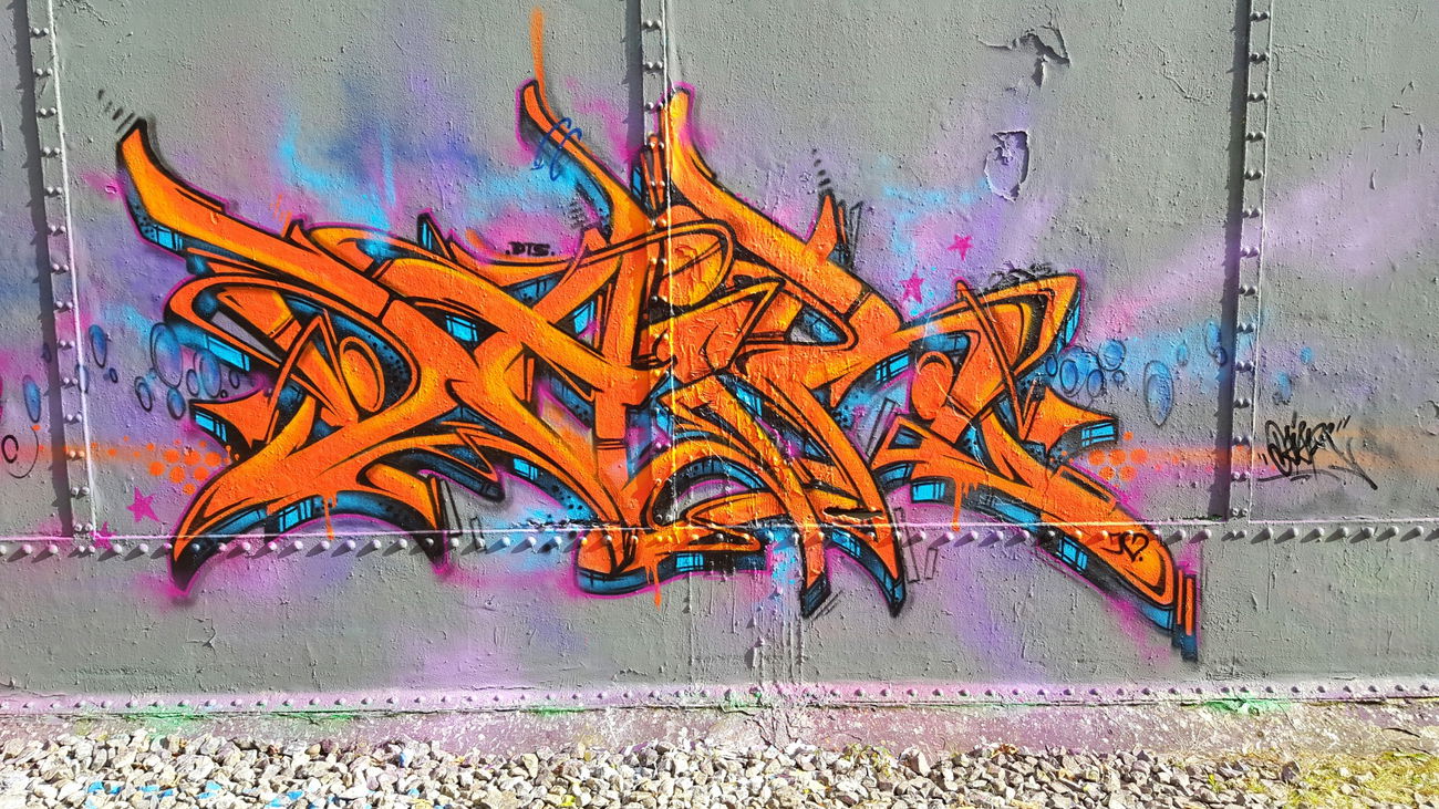 Graffiti Wall - Photo by DaiaR (2016)