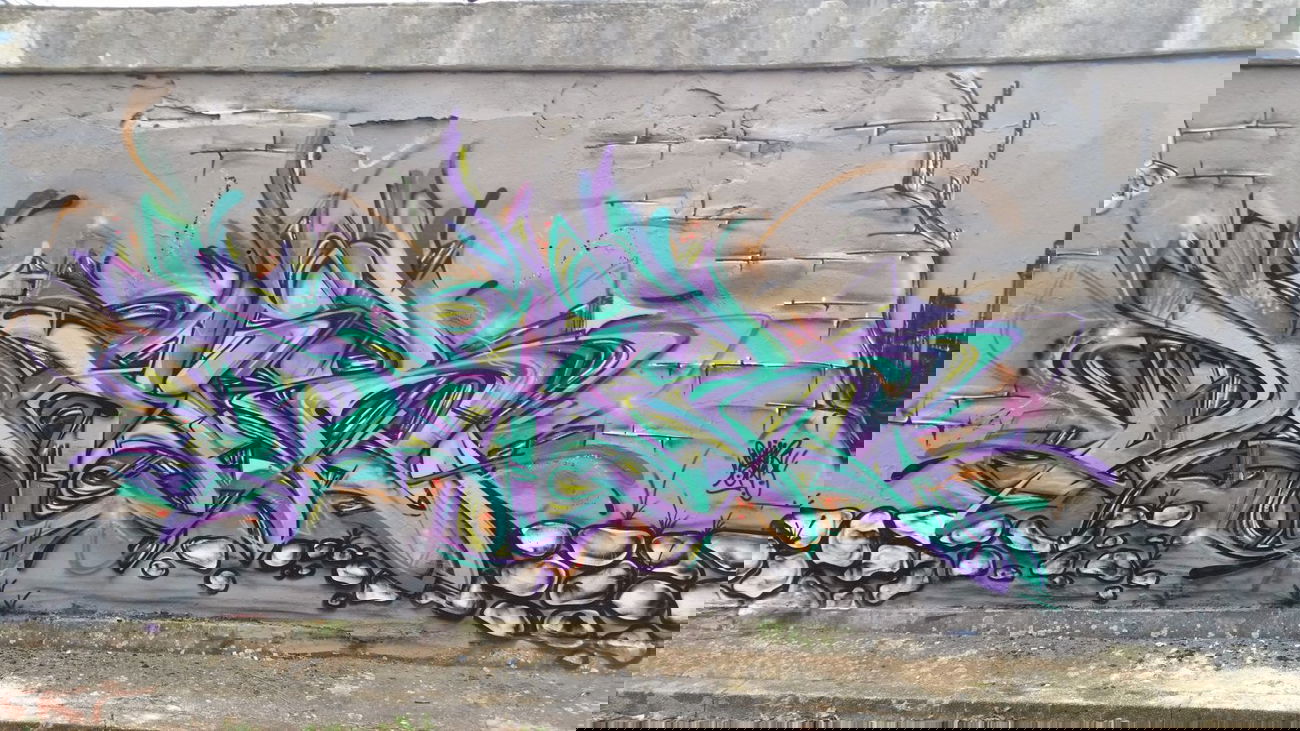 Graffiti Wall - Photo by DaiaR - daiar, dair, two (2015)