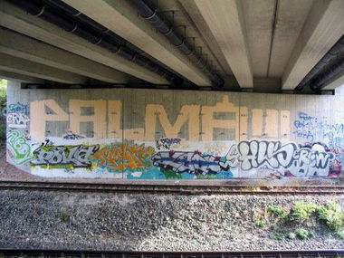 Graffiti Wall - Photo by DailySick - bayreuth, old, school