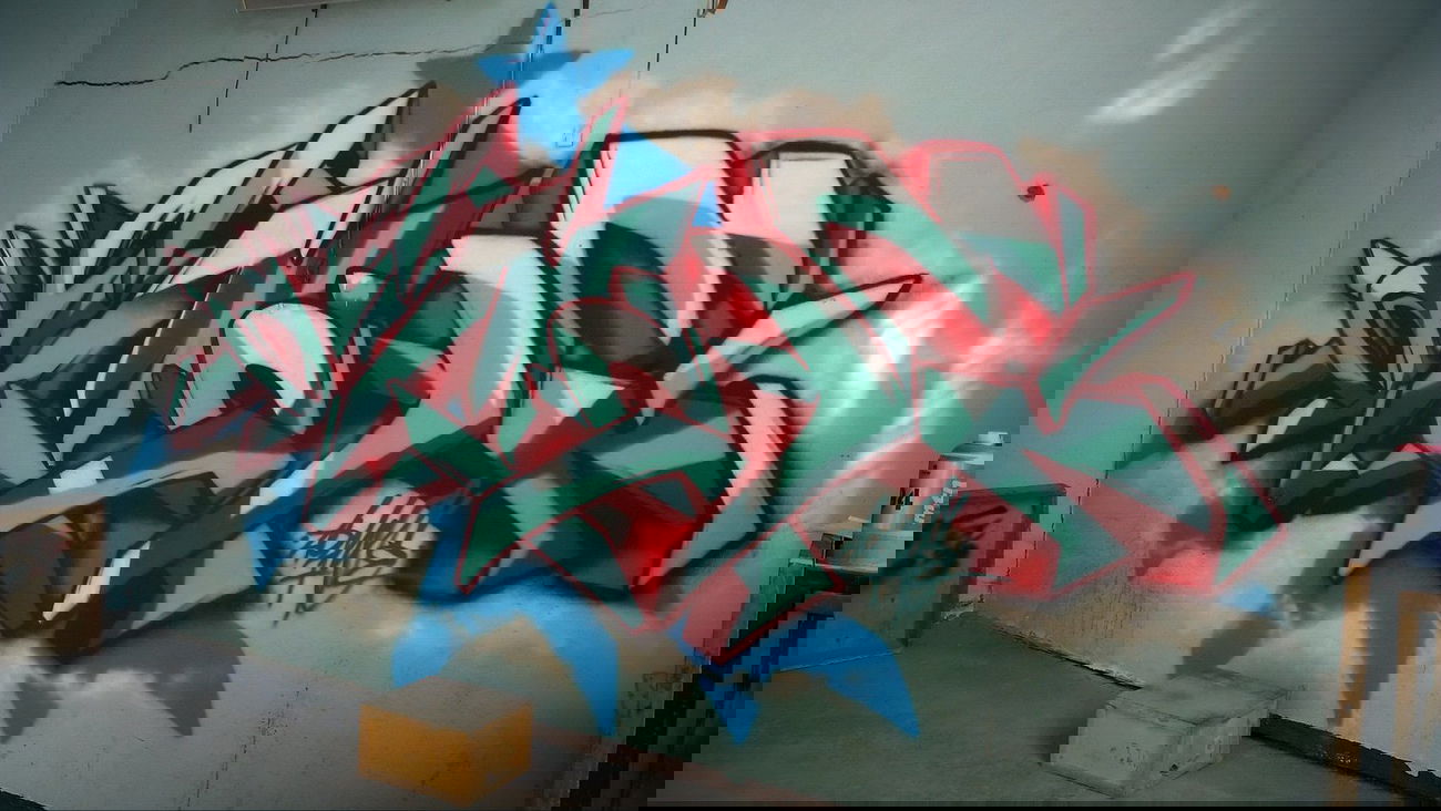 Graffiti Wall in Saint Petersburg - Photo by Damce - damce (2014)