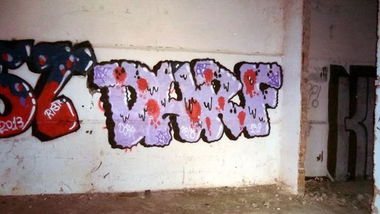 Graffiti Wall - Photo by Darfoner