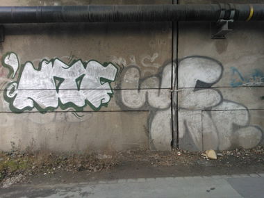 Graffiti Wall - Photo by DasBastard - nyf, wcmc