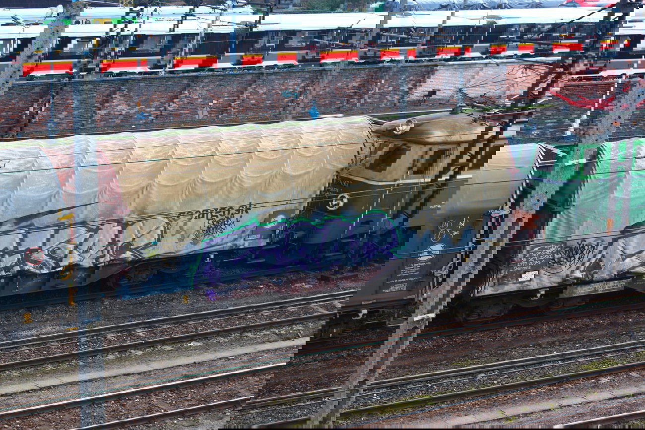 Graffiti Train - Photo by Daser - Fes*Ac