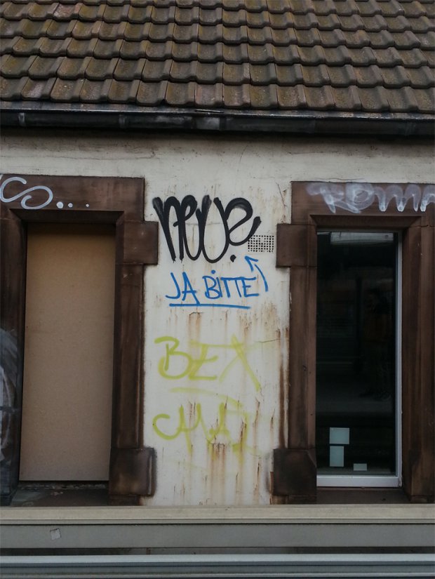 Graffiti Wall - Photo by Dauer_Welle - NEU?