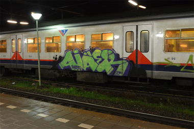 Graffiti Train - Photo by Dauer_Welle - AJAER