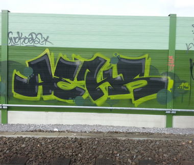 Graffiti Bombing - Photo by Dauer_Welle - AEKS (2013)