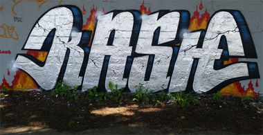 Graffiti Bombing - Photo by Dauer_Welle - KASH