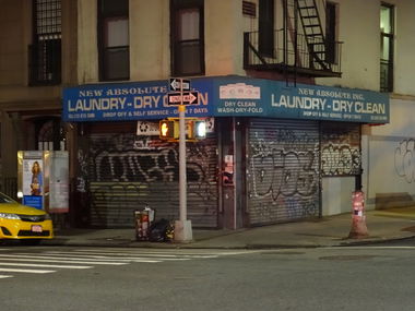 Graffiti Bombing in New york 67 lexington ave - Photo by Daydreamer - nyc, throwup, newyork