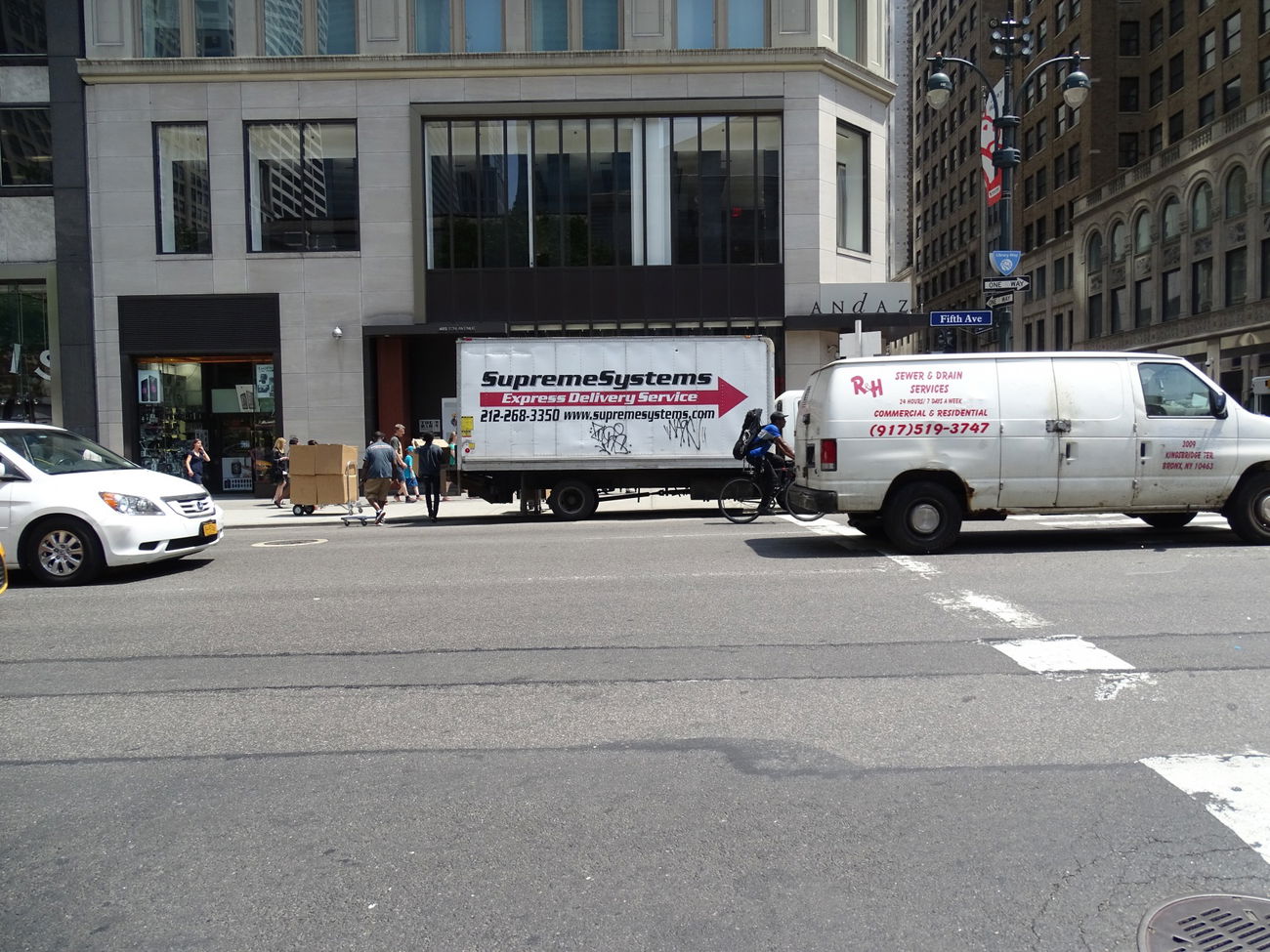 Graffiti Artwork in New york - Photo by Daydreamer - taggs, nyc, newyork