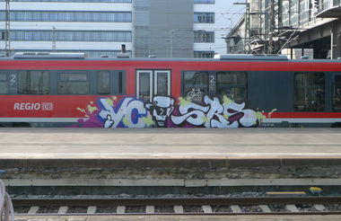 Graffiti Train - Photo by De85y8