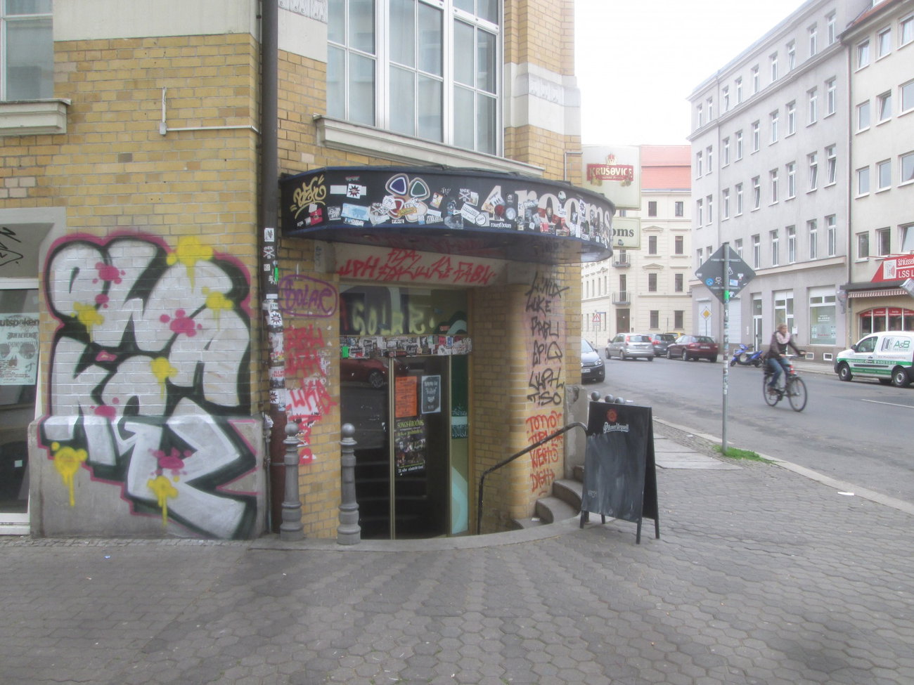 Graffiti Wall in Germany - Photo by De85y8 - OWA, KGZ