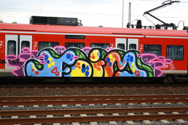 Graffiti Train - Photo by Dead07Monkey - Foim (2012)