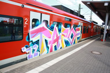 Graffiti Train - Photo by Dead07Monkey - Taz, Zof (2012)
