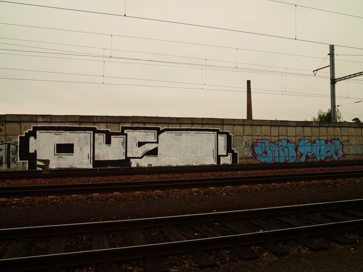 Graffiti Bombing in Trnava - Photo by DeadMachine78 (2012)