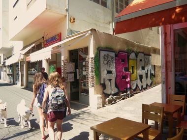 Graffiti Bombing in Tel Aviv - Photo by DeadMachine78