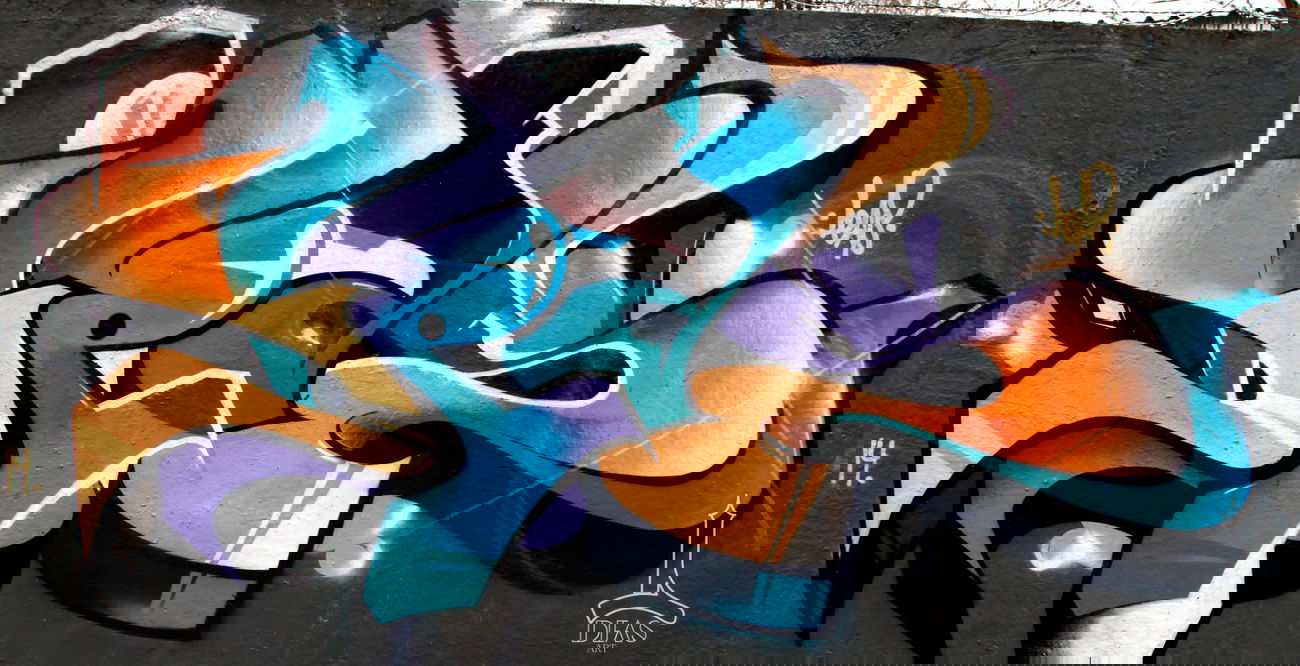 Graffiti Wall - Photo by Deas - Deas (2014)