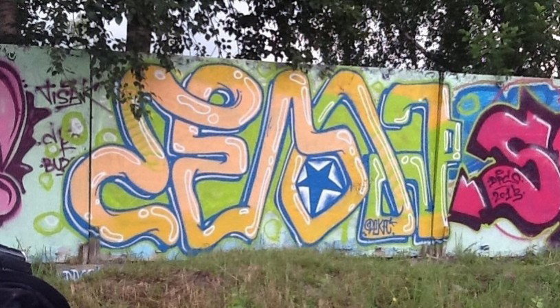 Graffiti Wall in Russia - Photo by Deca - Deca