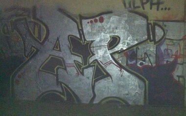 Graffiti Wall - Photo by Deebsn - Ap, Fais, Serum
