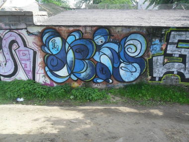 Graffiti Wall - Photo by DeiZzZz