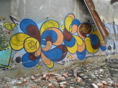 Graffiti Wall - Photo by DeiZzZz