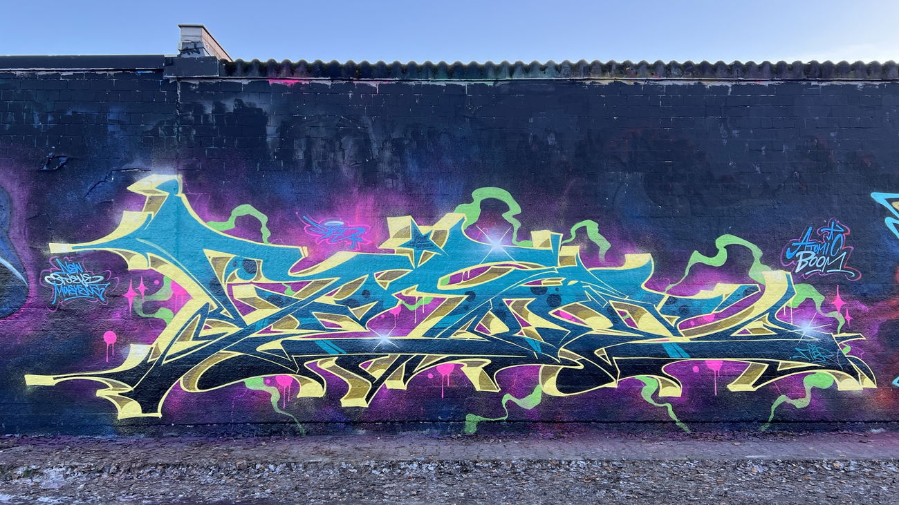 Graffiti Wall in Berlin - Photo by Dejoe - dejoe (2025)