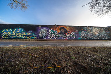 Graffiti Wall in Berlin - Photo by Dejoe - dejoe, mon, cors (2026)