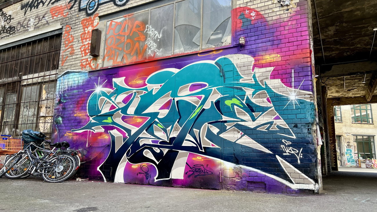 Graffiti Bombing in Berlin - Photo by Dejoe - dejoe, rtz, tds (2025)