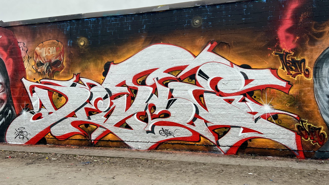 Graffiti Wall in Berlin - Photo by Dejoe - dejoe (2024)