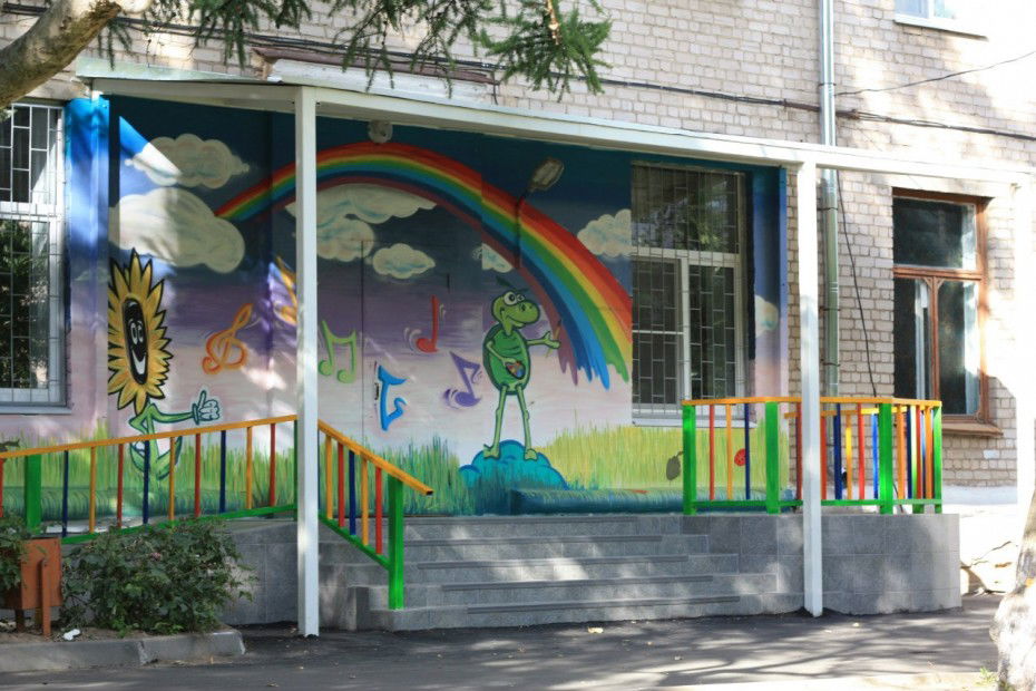 Graffiti Wall - Photo by Dekor - dekor (2013)