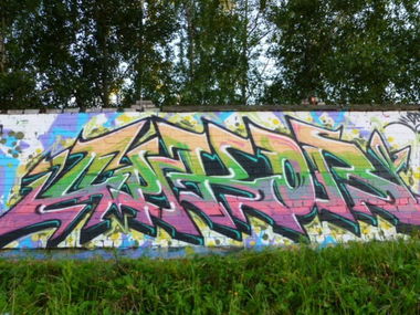 Graffiti Wall - Photo by Dekor - dekor, dark (2013)