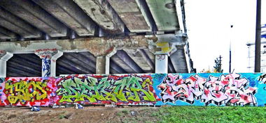 Graffiti Wall - Photo by Dekor - Tros, dekor, suer (2013)