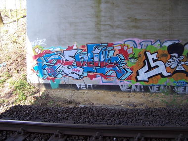 Graffiti Wall - Photo by Denguefever (2001)