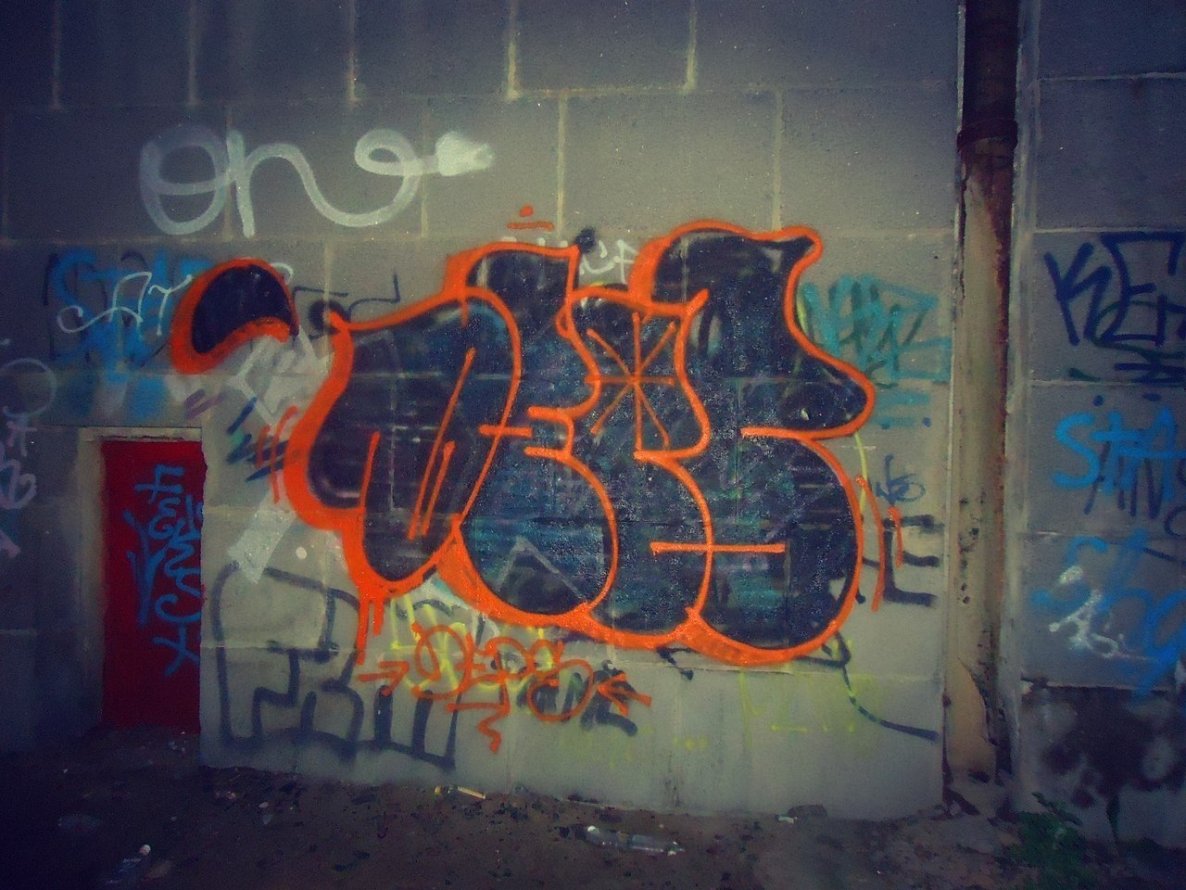 Graffiti Bombing - Photo by DepserOne - Deps, Depser, Depsez (2014)