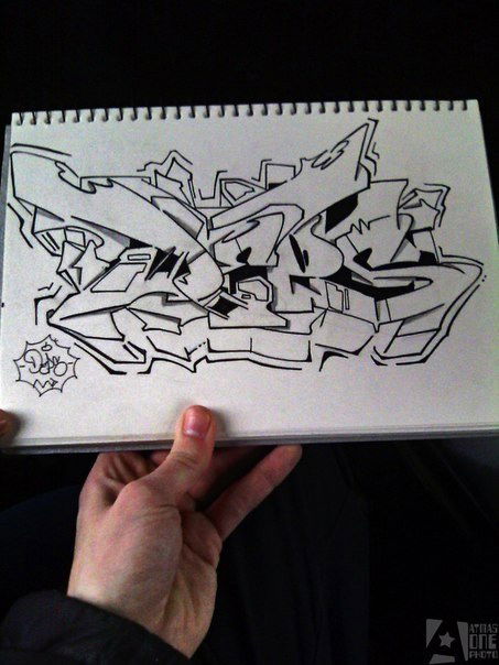 Graffiti Sketch - Photo by DepserOne (2015)