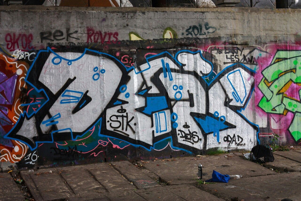 Graffiti Wall - Photo by DepserOne