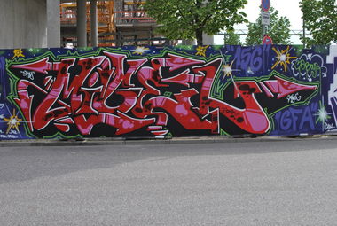 Graffiti Wall in Berlin - Photo by DerDieDas - Migel, 156, Gfa