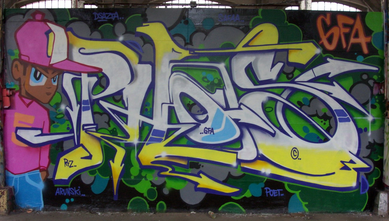 Graffiti Wall in Berlin, Friedrichshain - Photo by DerDieDas - Phos, Phos4, Gfa